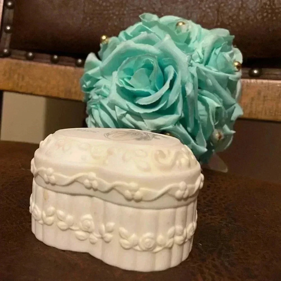 Precious Moments trinket holder - Picture 3 of 5